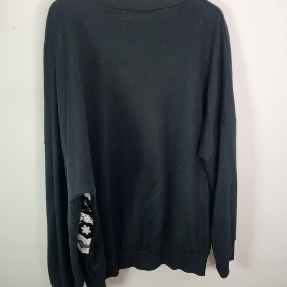 Festive Black Holiday Sweater with Bells and Bows Land And Sea Vintage Size Lg - Picture 5 of 5